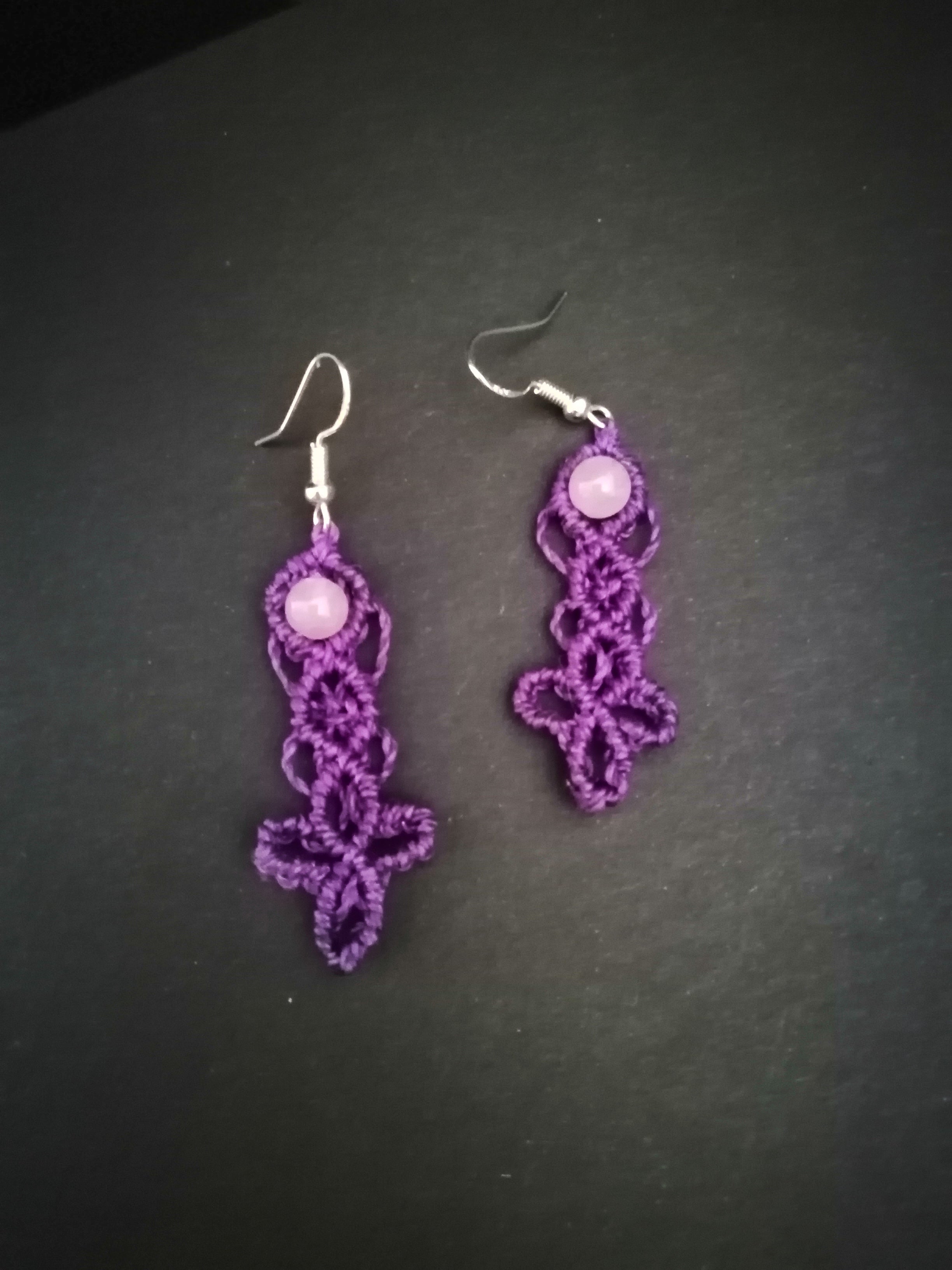 Boucles d'oreille violette et quartz rose
