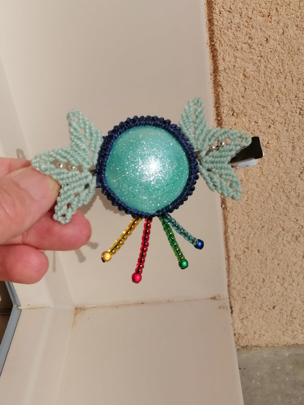 barrette avec pince crocodile tissé à la main en micro macramé