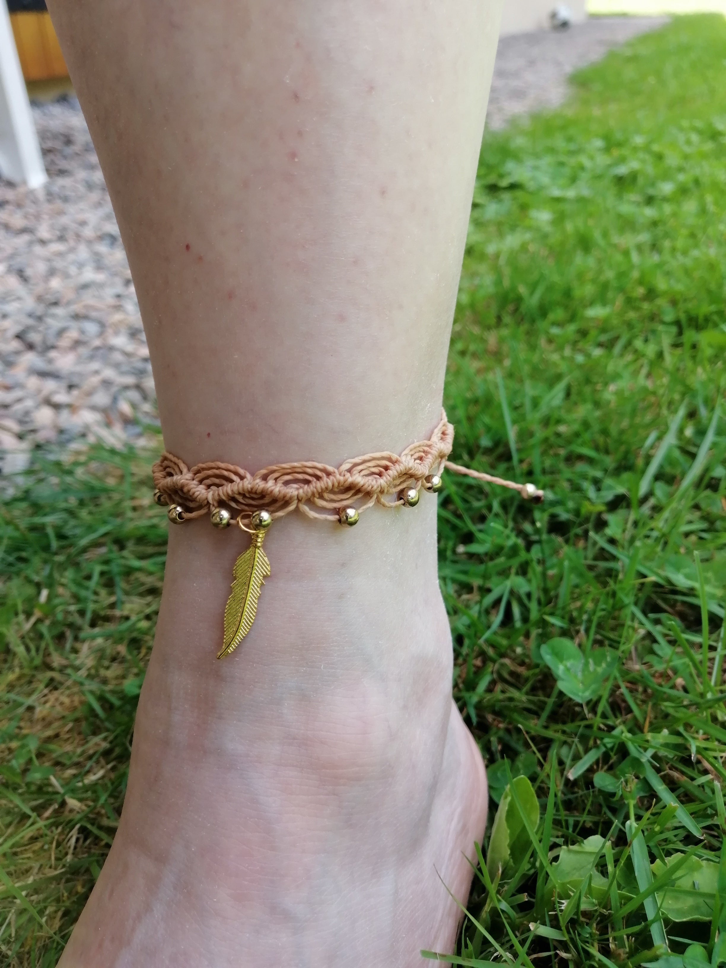 chevillère tissé à la main en micro macramé